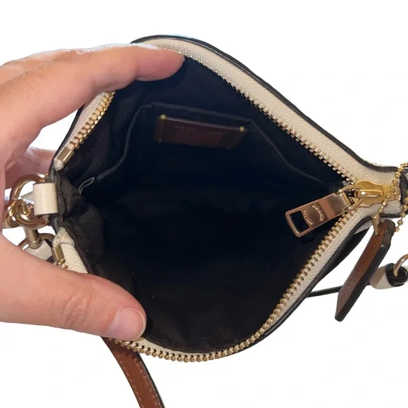 COACH Pebbled Leather Minnie Mouse Kitt Messenger Crossbody With Patches - Picture 12 of 16